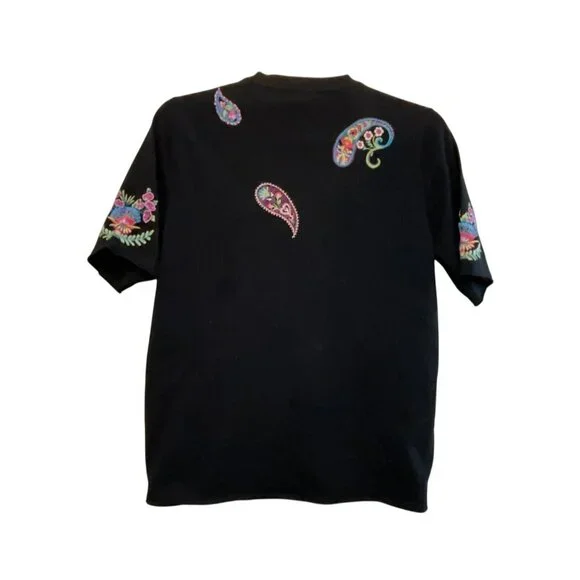 Johnny Was Black V-Neck Floral Embroidered T-Shirt Size Small New - Picture 5 of 5